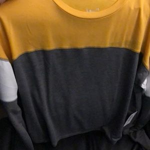 5/$25 Or 3/$15 Sale💞